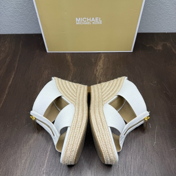 Michael Kors Bradley Linen Blend Canvas Wedge White Sandal EUC Size 7 - Picture 8 of 10
